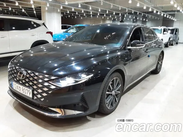 Фотография автомобиля — Hyundai Grandeur Grandeur (New)