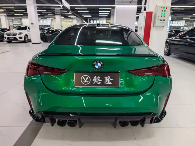 BMW M4 — Фото автомобиля 6