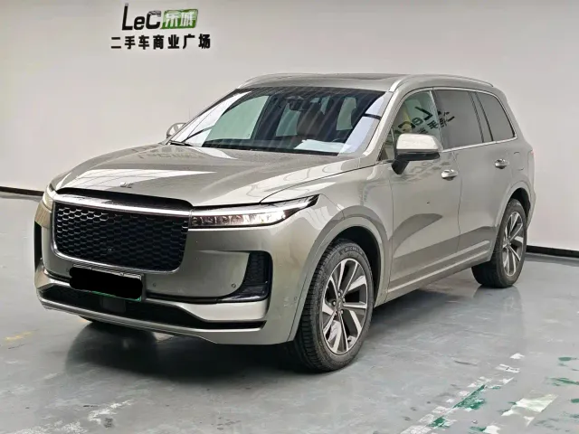 Фотография автомобиля — Li Auto ONE