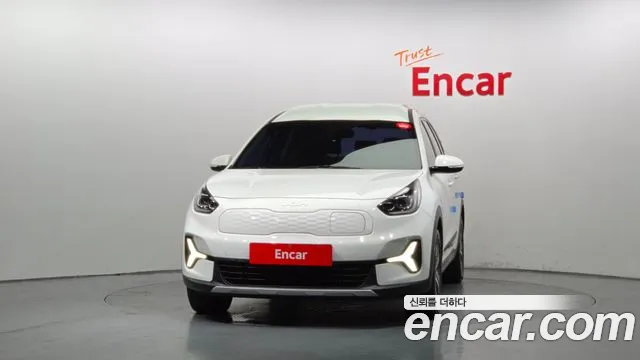 Kia Niro Niro Plus Air — Фото автомобиля 3