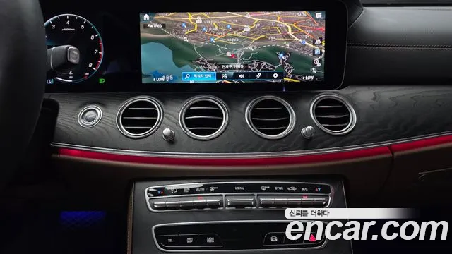 Mercedes-Benz E-Class W213 — Фото автомобиля 20