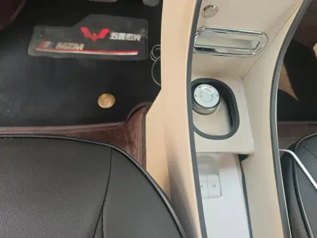 Wuling Hongguang Mini EV — Фото автомобиля 16