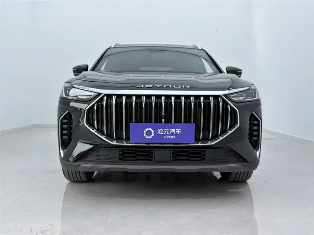 Jetour X70 Plus — Фото автомобиля 3