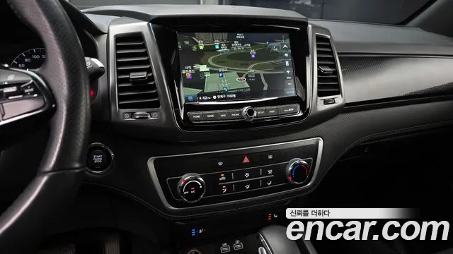 KG_Mobility_Ssangyong Rexton — Фото автомобиля 15
