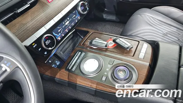 Genesis G80 Бензин 3.5 турбо AWD — Фото автомобиля 9
