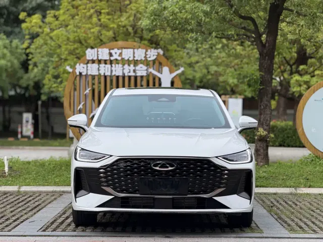 Chery Arrizo 8 PRO — Фото автомобиля 2