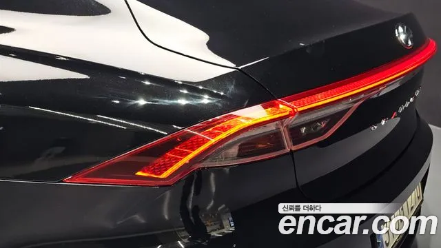 Hyundai Grandeur (New) Hybrid — Фото автомобиля 8