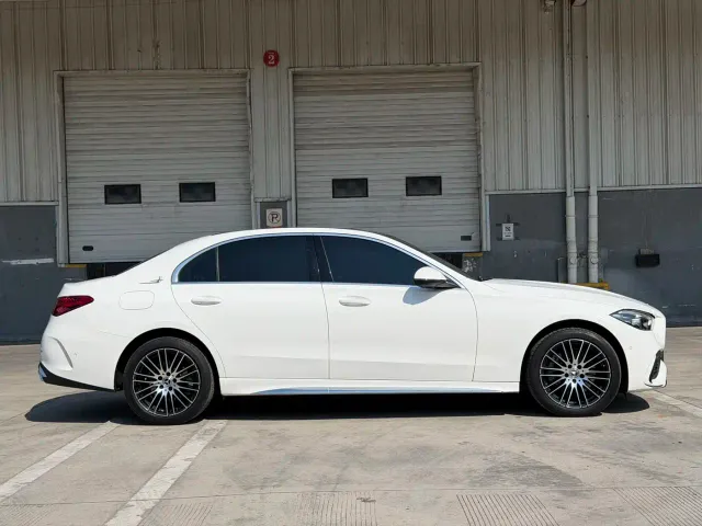 Mercedes-Benz C-Class — Фото автомобиля 13
