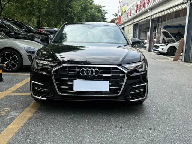 Audi A6L — Фото автомобиля 2