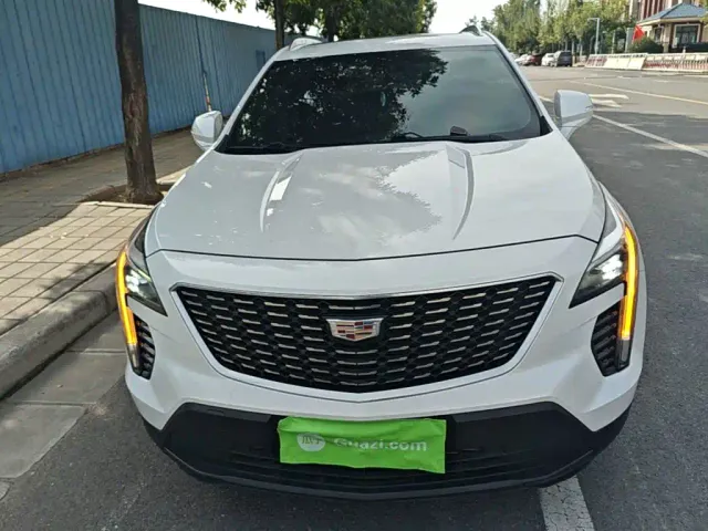 Cadillac XT4 — Фото автомобиля 2