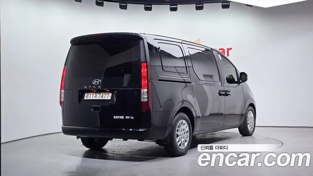 Hyundai Staria Staria Карго 3 места — Фото автомобиля 2