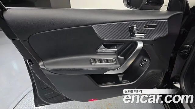 Mercedes-Benz A-Class W177 — Фото автомобиля 24