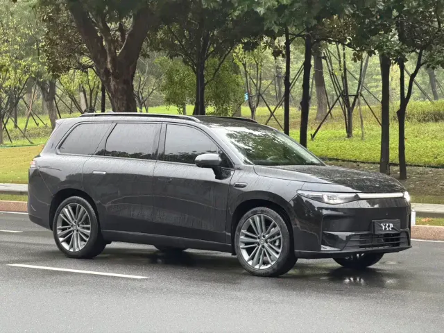 Leapmotor C16 — Фото автомобиля 3