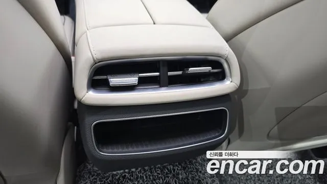 Genesis G80 Бензин 2.5 турбо AWD — Фото автомобиля 28