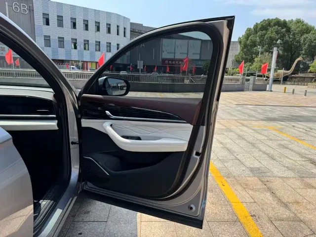 Geely Xingyue L — Фото автомобиля 28