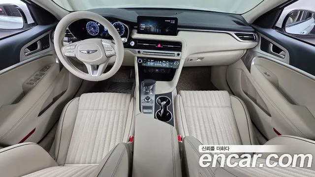 Genesis G70 New — Фото автомобиля 10