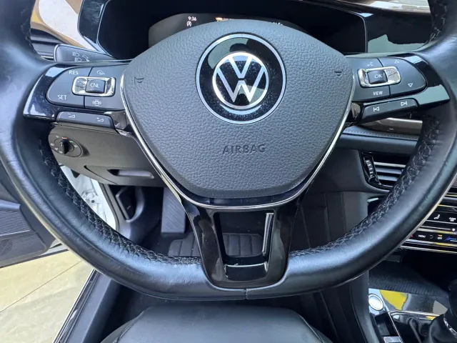 Volkswagen Tharu — Фото автомобиля 20