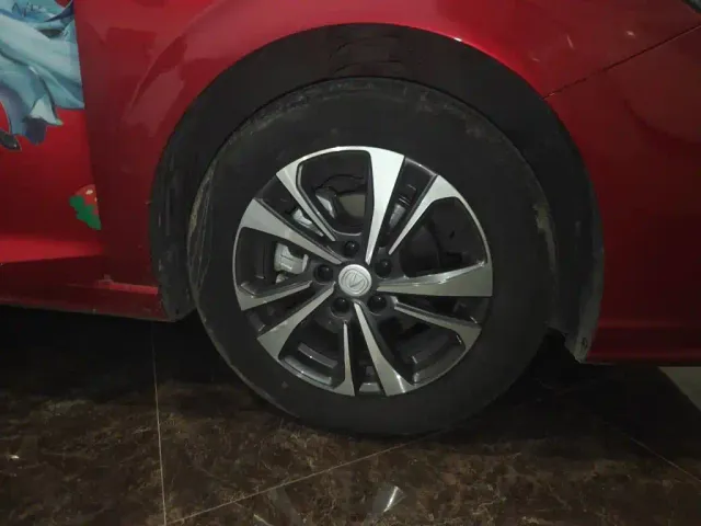 Changan Eado — Фото автомобиля 8