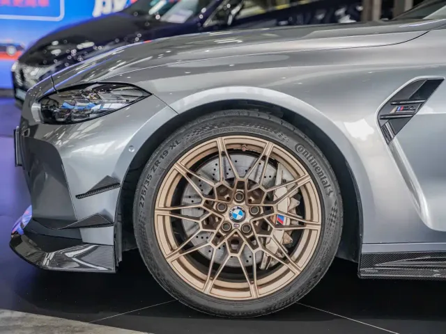 BMW M4 — Фото автомобиля 20