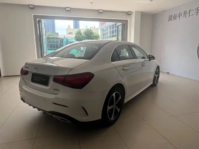 Mercedes-Benz A-Class — Фото автомобиля 5