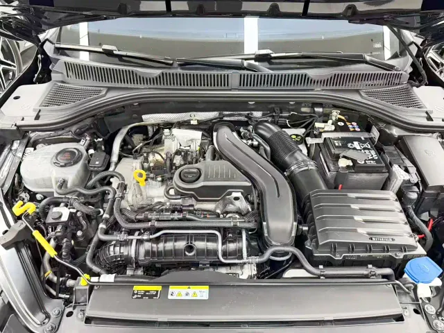 Volkswagen Sagitar — Фото автомобиля 24