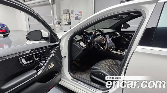 Mercedes-Benz S-Class — Фото автомобиля 10