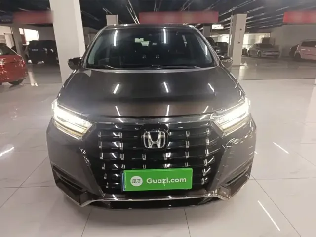 Honda Elysion — Фото автомобиля 2