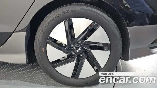 Hyundai Ioniq6 — Фото автомобиля 20
