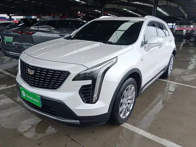Фотография автомобиля — Cadillac XT4