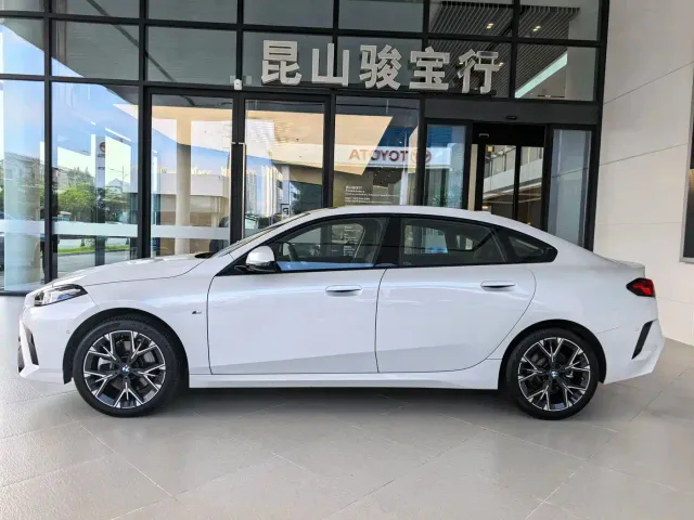 BMW 2 Series — Фото автомобиля 6