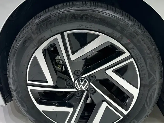 Volkswagen Sagitar — Фото автомобиля 9