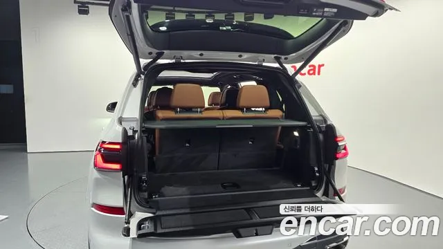 BMW X7 — Фото автомобиля 20