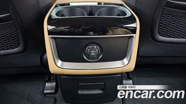 Kia Carnival 4th Gen — Фото автомобиля 30
