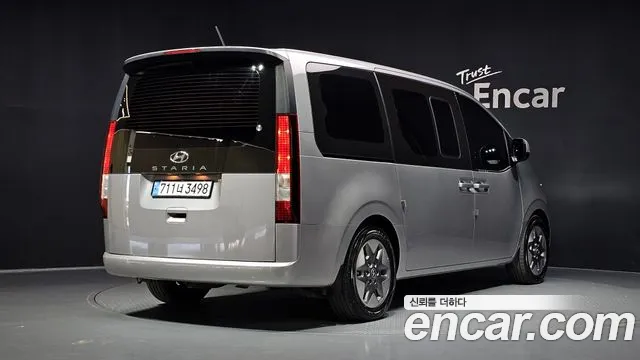 Hyundai Staria — Фото автомобиля 2