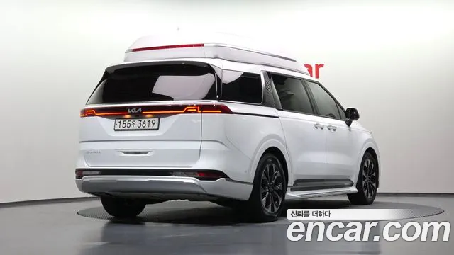 Kia Carnival Generation 4 — Фото автомобиля 2