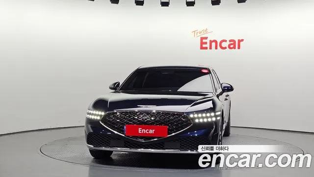 Genesis G90 Бензин 3.5 турбо AWD — Фото автомобиля 2