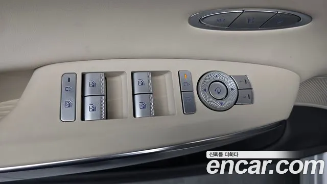 Genesis GV70 2.5T Бензин AWD — Фото автомобиля 19