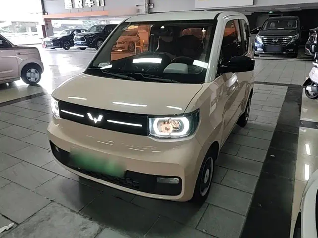 Фотография автомобиля — Wuling Hongguang Mini EV