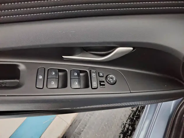 Hyundai Elantra — Фото автомобиля 11
