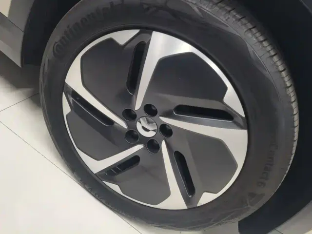 Nio EC7 — Фото автомобиля 6