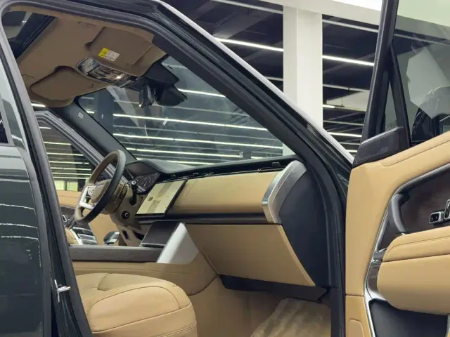 Land Rover Range Rover — Фото автомобиля 10