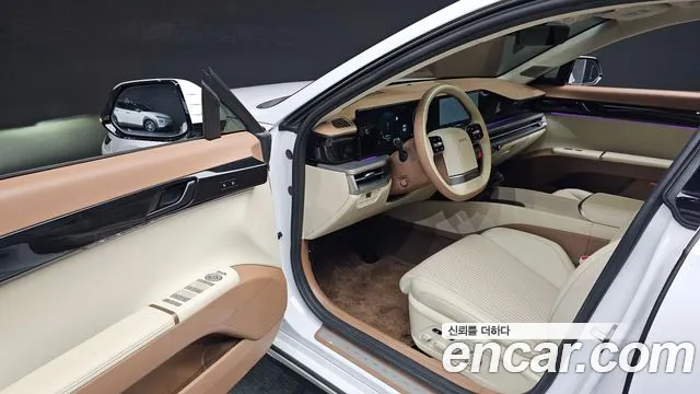 Hyundai Grandeur GN7 — Фото автомобиля 15