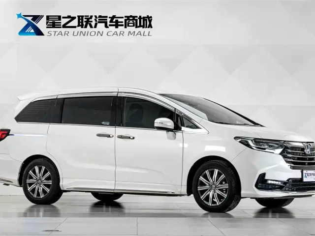Honda Odyssey — Фото автомобиля 5