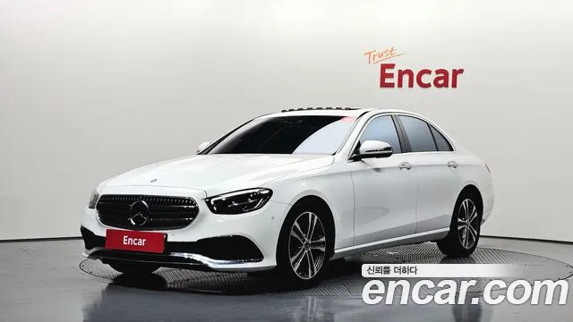 Фотография автомобиля — Mercedes-Benz E-Class W213
