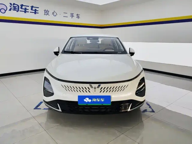 Wuling Starlight — Фото автомобиля 2
