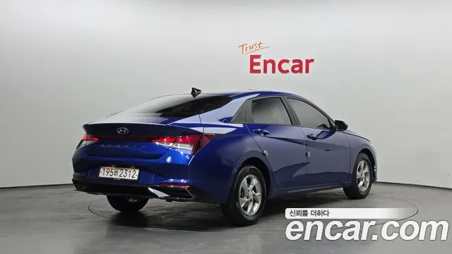Hyundai AVANTE Avante (CN7) — Фото автомобиля 2