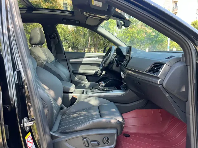 Audi Q5L Sportback — Фото автомобиля 17