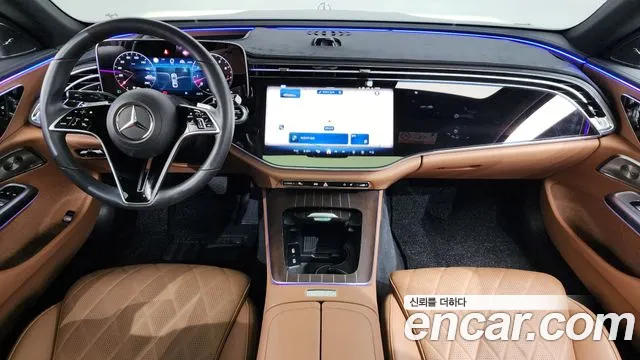 Mercedes-Benz E-Class — Фото автомобиля 7