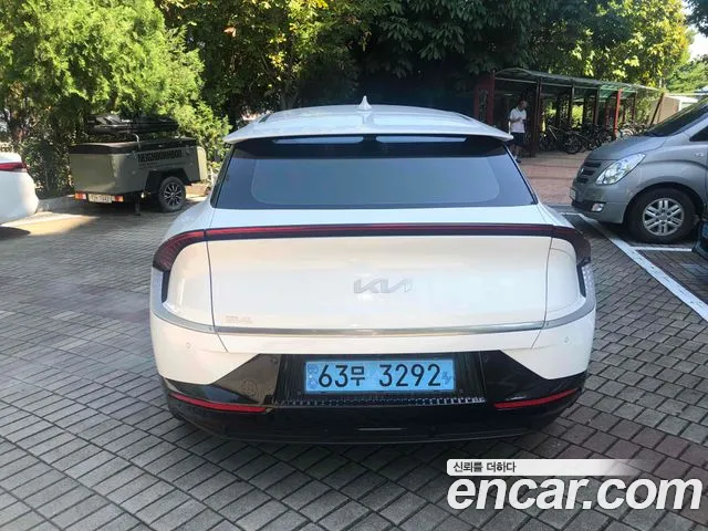 Kia EV6 — Фото автомобиля 4