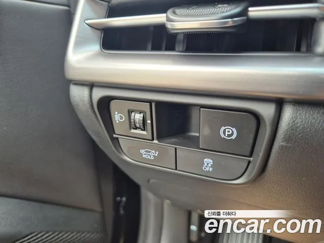 Hyundai Grandeur Grandeur (GN7) 2.5 Бензин 2WD — Фото автомобиля 16